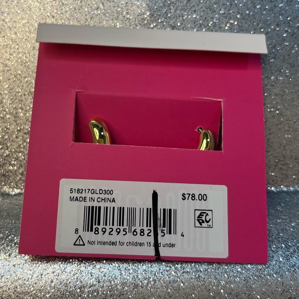 Kurt Geiger London Green Pavé Crystal Gold Oval Hoop Earrings NWT - Picture 4 of 8